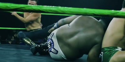 [Buffet] And he lands directly on my leg, - Monster Factory