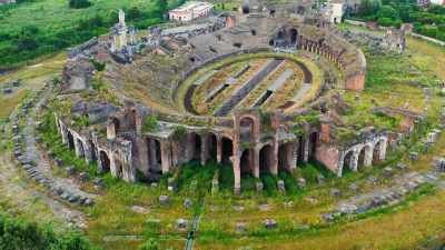 Built between the First Century BC
and the Fourth Century AD, - Lost Treasures of Rome