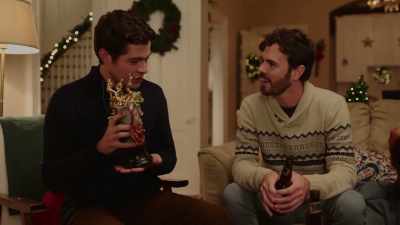 -Built by aiden and I.
-[indistinct chatter] - The Christmas Setup