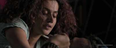 [bulb flickering] - Manmarziyaan