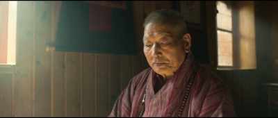 Bumo, bring the item. - The Monk and the Gun