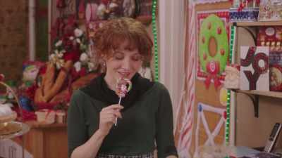 - Bunny, stay here. - This Is Our Christmas