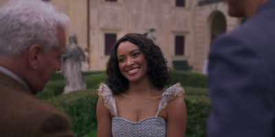 - Buonasera, signorina.
- Buonasera. - Love in the Villa