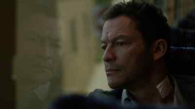 [bus brakes hiss,
engine rumbling] - The Affair