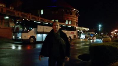 (BUS HORN BLARING) - Grimm