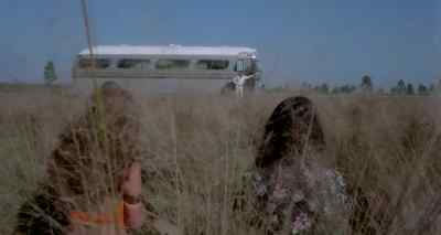 - Bush Warden,
I think we've got a ride. - Pick-up