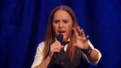 But also he just had
that... that... that vibe, - Tim Minchin: Back