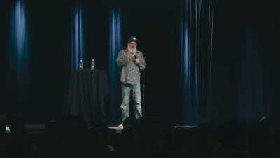 But anyway, so there's
this Twitter thing, - David Cross: Oh Come On