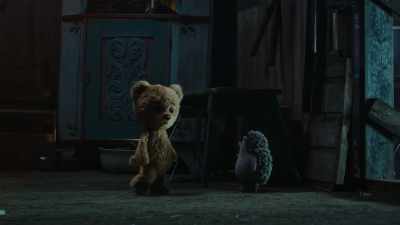 But are you sure there's no door here? - Teddy's Christmas