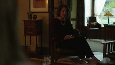 - But at some point he gets the power back.
- Mmm. - Big Little Lies