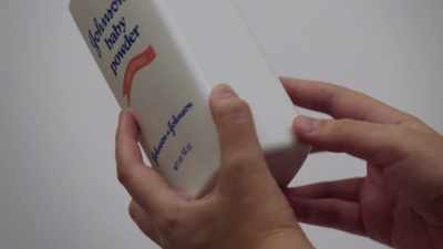 But baby powder
is made with talc, - Not So Pretty