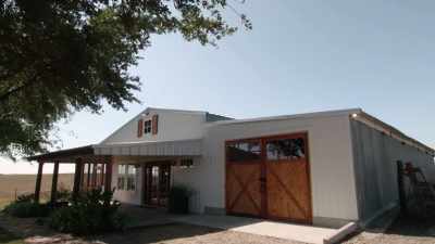 But before we show you that, - Fixer Upper: Behind the Design