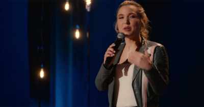 But you belong with like oatmeal,
like, you know that, right? - Taylor Tomlinson: Look at You