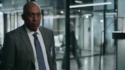 But between us,
Tracy has threatened - The Rookie: Feds