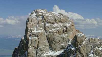 But beyond these borders,
a new frontier beckons. - Epic Yellowstone