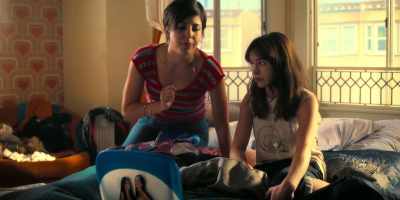 But can you remind us to come back
to the rollerblading thing? - Girlboss