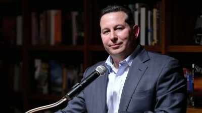 But Casey's defense
attorney, Jose Baez, - Casey Anthony: An American Murder Mystery