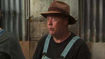 But clear, perfect
clear jar. High proof. - Moonshiners: Master Distiller