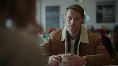 But to cut yourself
off from loving again, - Christmas by Design