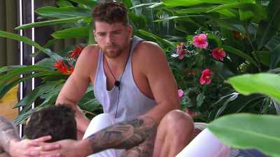 BUT DEFINITELY LIKE THE
STRONGEST CONNECTION I'VE HAD IN - Love Island
