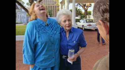 But it doesn't bear
any resemblance - Raise Hell: The Life & Times of Molly Ivins