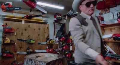 But don't you want to test 'em?
There's gas in them. - The Texas Chainsaw Massacre 2