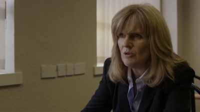 But earlier,
you said you didn't even know Donovan, - The Moorside