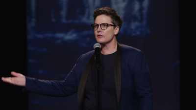 But nobody every introduces me
as "that chef comedian," do they? - Hannah Gadsby: Nanette