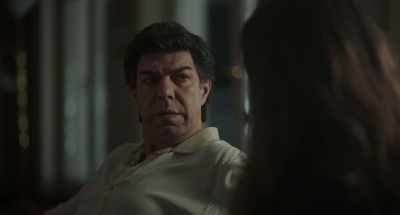 - But Falcone's dead.
- I have to go and that's it! - The Traitor