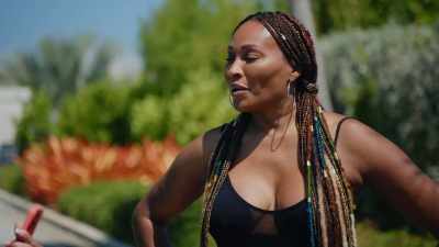 - But it feels like you
and Melissa, like-- - The Real Housewives Ultimate Girls Trip