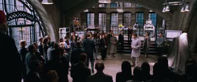 But first before we starthas anybody lost a large roll of 20 dollar bills in a rubber bandBecause we found the rubber bandIt's a terrible jokeBut thank you for coming - Spider Man 2