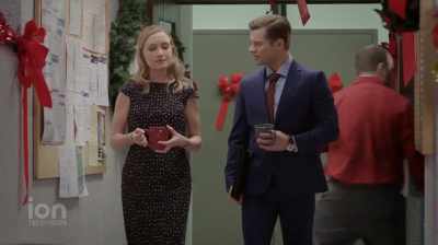 But first you need
to understand the product - A Royal Christmas Engagement