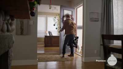 But first Whitney has to finish
finding all the ornaments, - Christmas Lost and Found