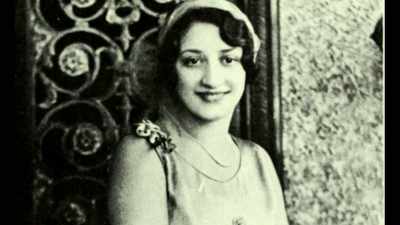 But when Giancana's wife
died, all that changed. - Mafia Spies