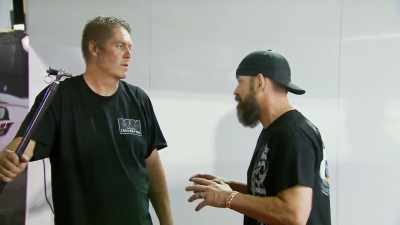- But he got out...
- I saw him - Street Outlaws No Prep Kings Team Attack