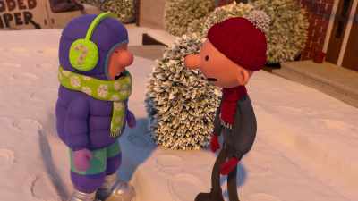 But, Greg, this doesn't
even look like a snowman. - Diary of a Wimpy Kid Christmas: Cabin Fever