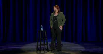 But this guy walked in
with a gun on each hip - Kathleen Madigan: Hunting Bigfoot