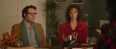 But he is not stupid. However, it is extremely bad. - Mr & Mme Adelman
