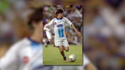 But he's also got an incredible
physical strength which, - Lionel Messi - The Greatest