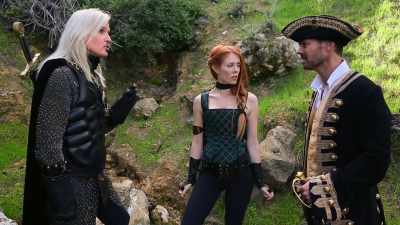 But if I can pick
a fight with him now, - Empire Queen: The Golden Age of Magic