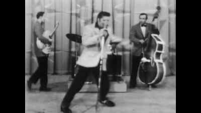 But... I can see how
it's making me stronger. - Return of the King: The Fall and Rise of Elvis Presley