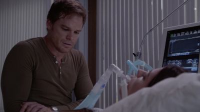 But I can't leave you like this. - Dexter