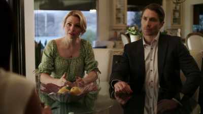 - But I didn't do anything.
- Ms. Wagner, - Lies and Ex Wives: Secrets on Maple Street