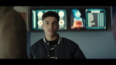 But I don't know
how to use one of these. - Titans