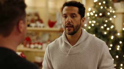 But I have this gut feeling
that he's using her somehow. - Mom's Christmas Boyfriend