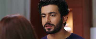 But I just feel weird
that Sweety doesn't know - Sonu Ke Titu Ki Sweety