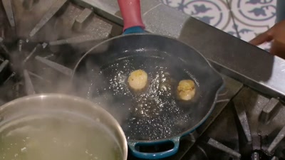But I know
that they have to be golden brown, - Cook at all Costs