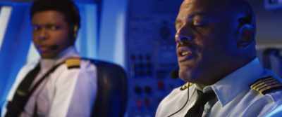 But I"m gonna need to get
both the crew - Airliner Sky Battle