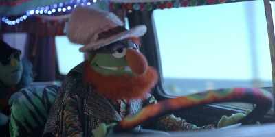 But I say we really break the bank - The Muppets Mayhem