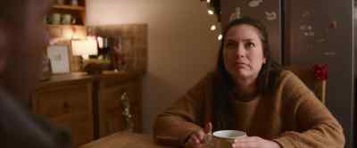 But I think they're having
some, um, creative differences. - Feather Christmas